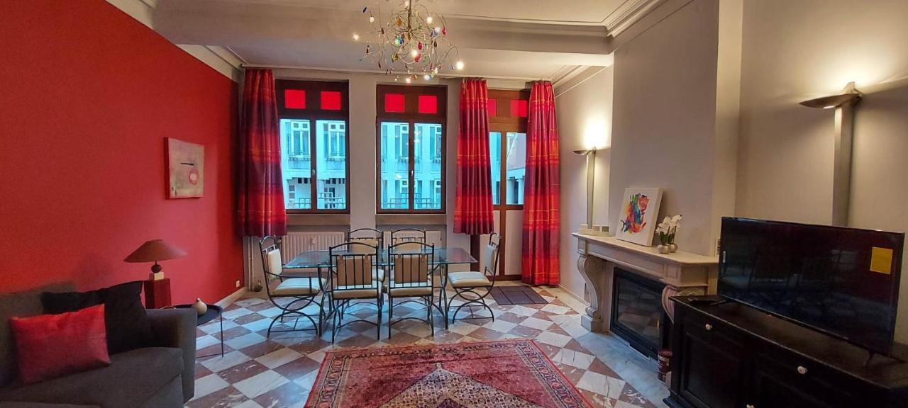 Duplex 2 Chambres Situe Au Centre Du Coeur Historique De Liege Bagian luar foto